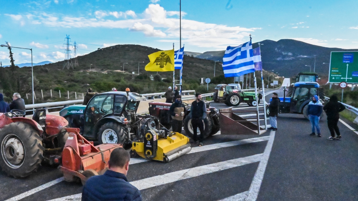 Στα άκρα η σύγκρουση κυβέρνησης και αγροτών – Το τελεσίγραφο και το plan B με κυρώσεις, νέα σύσκεψη στο Μαξίμου