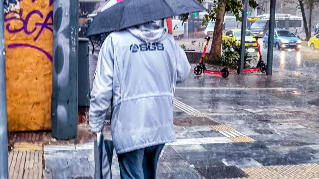 Καιρός: Υποχωρούν το ψύχος και ο παγετός, έρχονται νοτιάδες και άνοδος της θερμοκρασίας – Πού θα βρέξει