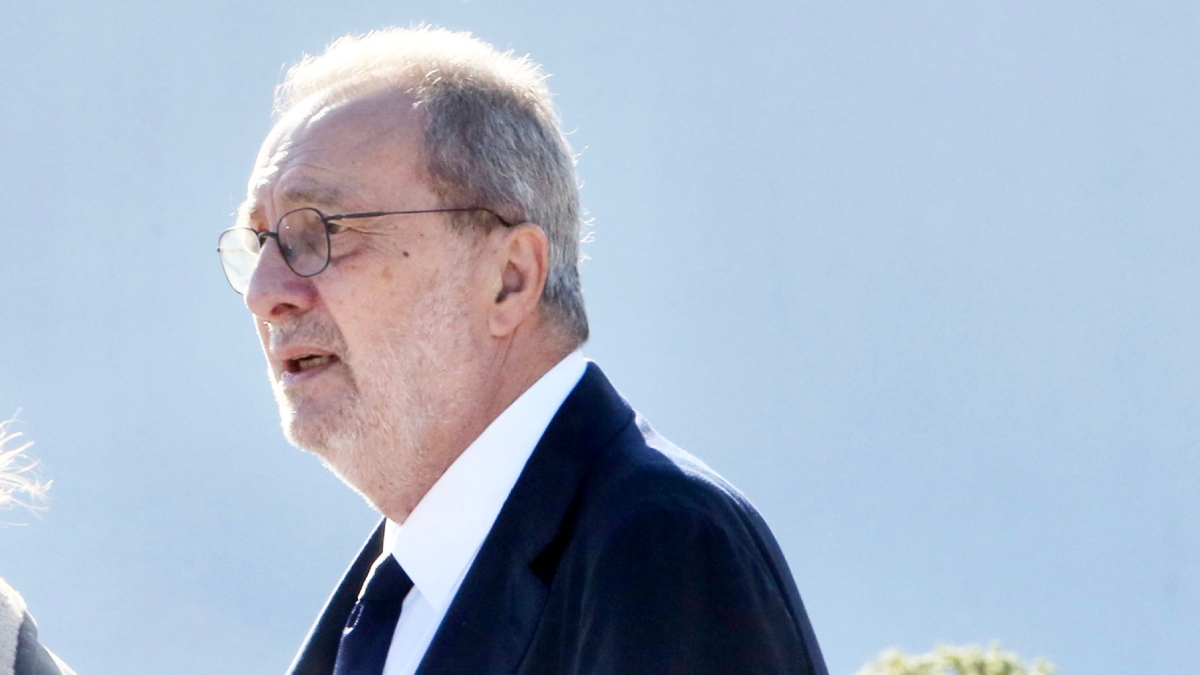 Γιώργος Παπαδάκης: Συγκλόνισε ο επικήδειος του Στρατή Λιαρέλλη – “Μεγαλούργησε στην τηλεόραση χωρίς να αλλάξει, Γιωργάρα στο καλό”