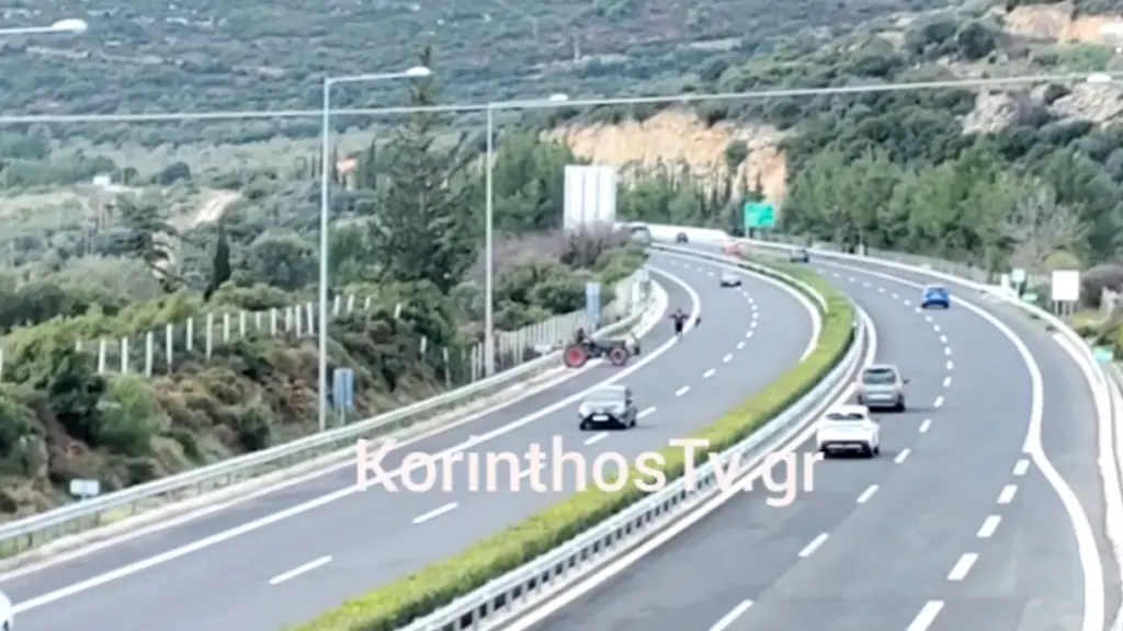 Δικογραφία σε βάρος των αγροτών που μπήκαν ξαφνικά με τρακτέρ στην Εθνική Κορίνθου – Τριπόλεως