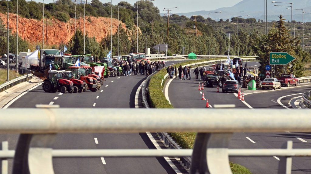 Εμπλοκή στα ραντεβού των αγροτών με Μητσοτάκη – Διαφωνεί με τη σύνθεση των επιτροπών η πανελλαδική των μπλόκων