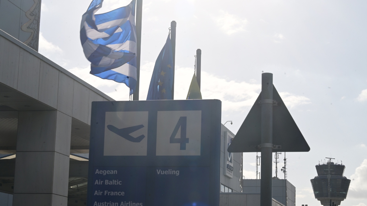 Μπλακ άουτ στο FIR Αθηνών: Ο Δήμας θα ζητήσει την παραίτηση του διοικητή της ΥΠΑ