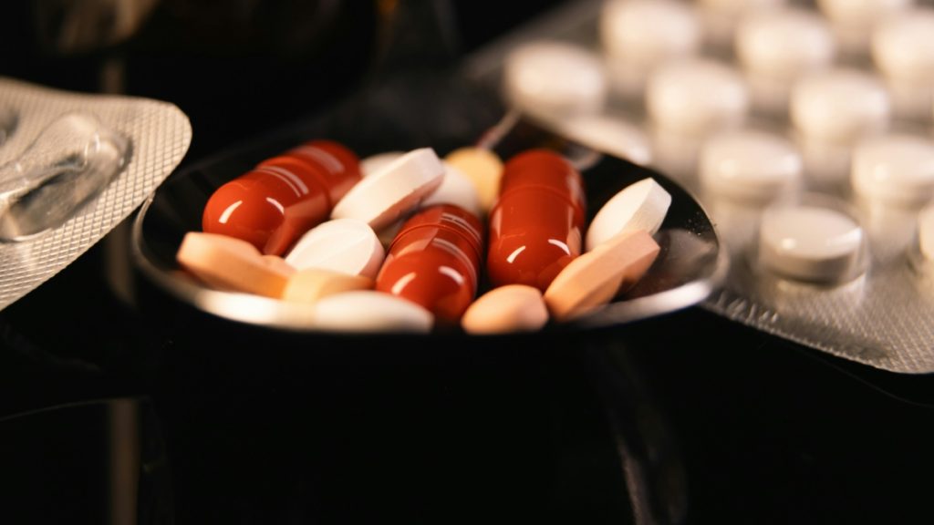 SOS από τους γιατρούς: Τα αντιβιοτικά δεν θεραπεύουν τη γρίπη