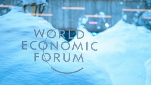 Oxfam: Αύξηση σε ρεκόρ της περιουσίας των δισεκατομμυριούχων – Απειλή για τη Δημοκρατία