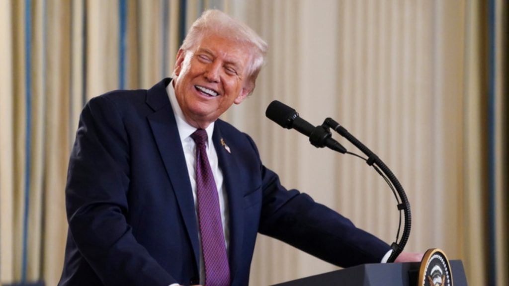 Όσα γνωρίζουμε για το “Συμβούλιο Ειρήνης” με… ισόβιο πρόεδρο τον Τραμπ – Η μορφή του, η αποστολή του και το κόστος συμμετοχής