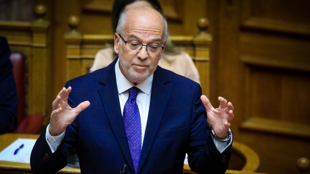 Φλωρίδης για Καρυστιανού: “Μπέρδευε τον πόνο με μια πολιτική επιδίωξη – Δεν έχει πια συναισθηματική προστασία”