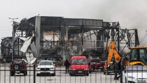 Τρίκαλα: 4 οι νεκρές εργαζόμενες από την έκρηξη και τη φωτιά στο εργοστάσιο της “Βιολάντα” – Αγνοείται ακόμα μία