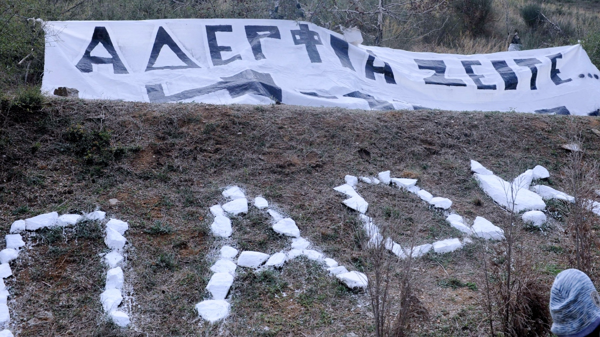 Ο ΠΑΟΚ πενθεί ξανά: Το τροχαίο του 1999 στα Τέμπη με τους 6 νεκρούς φιλάθλους – Το μοιραίο ταξίδι (βίντεο)