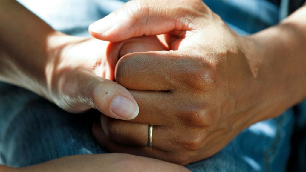 Θα ξεπεράσει τις 330.000 ο αριθμός των ατόμων με άνοια στην Ελλάδα το 2050 – Ανησυχητική έκθεση