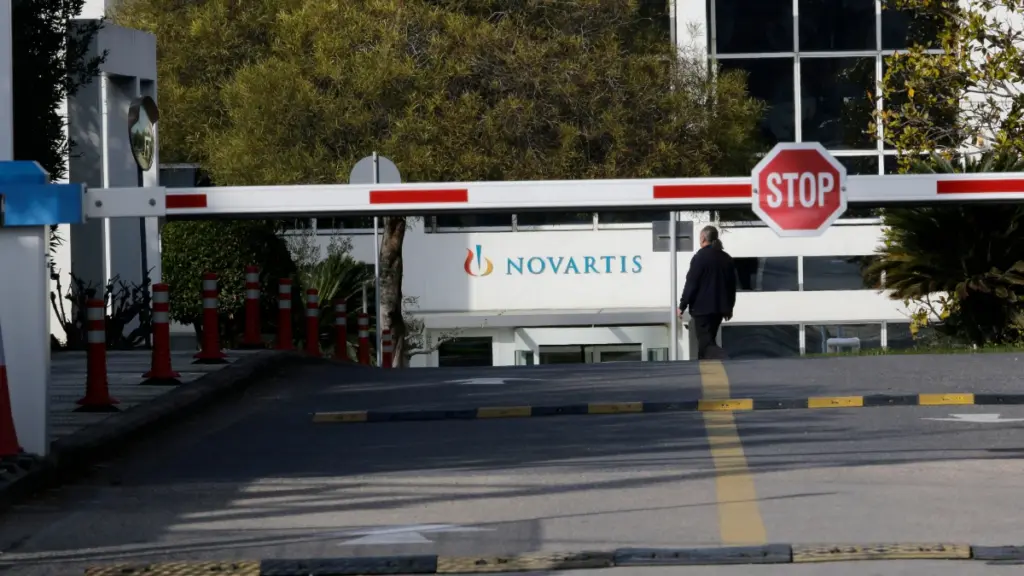 Μαραγγέλη στη δίκη για τη Novartis: “Με βράβευσαν ως αξιόπιστη οι αμερικανικές αρχές – Έβλεπα χρήματα να μπαίνουν σε φακέλους”