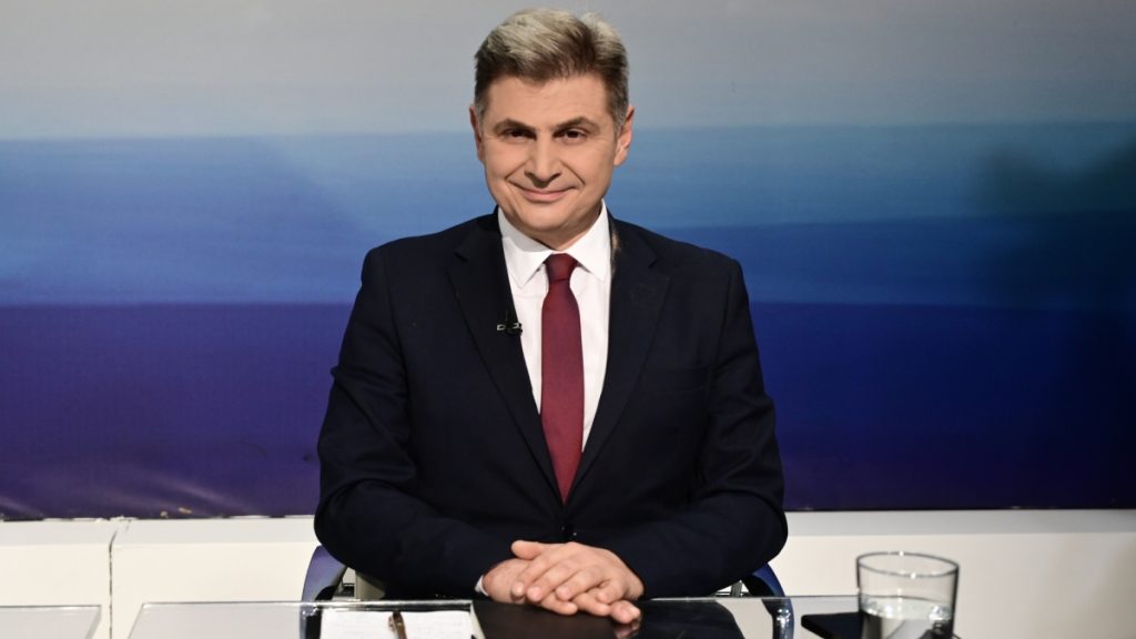 Φαραντούρης για τη διαγραφή από τον ΣΥΡΙΖΑ: “Η πολιτική δεν είναι ψυχολογικά αδιέξοδα” – Τι είπε για το κόμμα Καρυστιανού