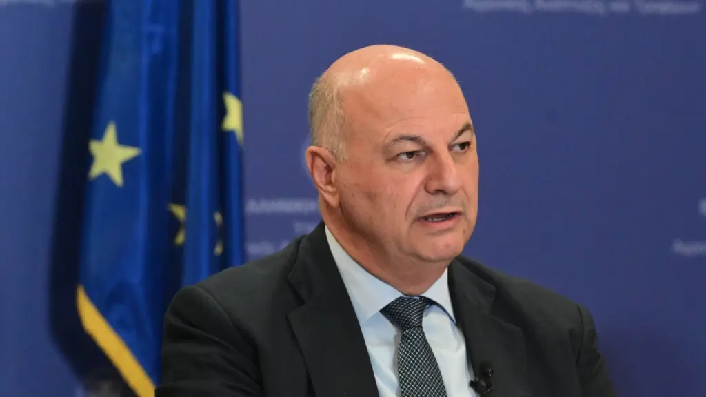 Τσιάρας: Στόχος μας η εκρίζωση της ευλογιάς – Xρηματοδοτικά εργαλεία και παρεμβάσεις για την κτηνοτροφία