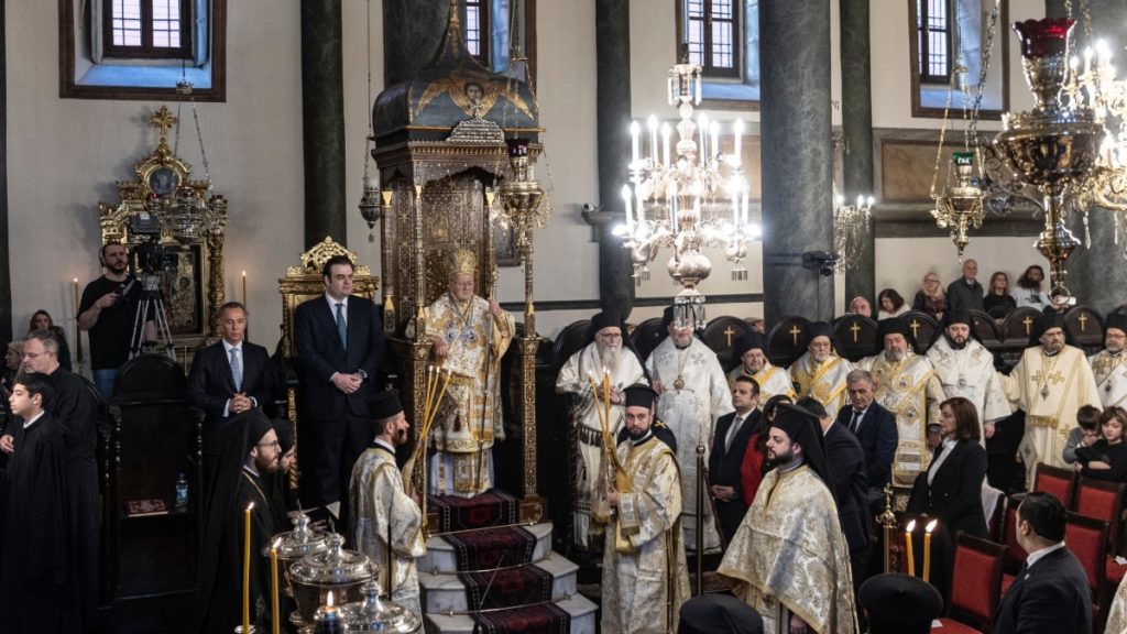 Στο Φανάρι για την εορτή των Θεοφανίων ο Κυριάκος Πιερρακάκης