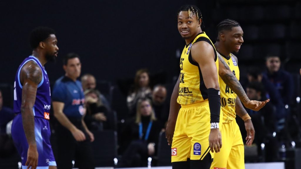 ΑΕΚ – Μύκονος 90-65: Ένα εκρηκτικό πεντάλεπτο αρκούσε για την Ένωση – Δεν αγωνίστηκε ο Νάναλι