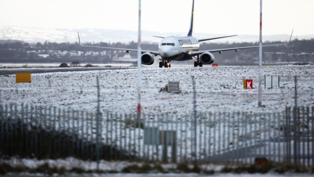 Προβλήματα στα αεροδρόμια της Βιέννης, της Μπρατισλάβας και της Πράγας λόγω παγετού