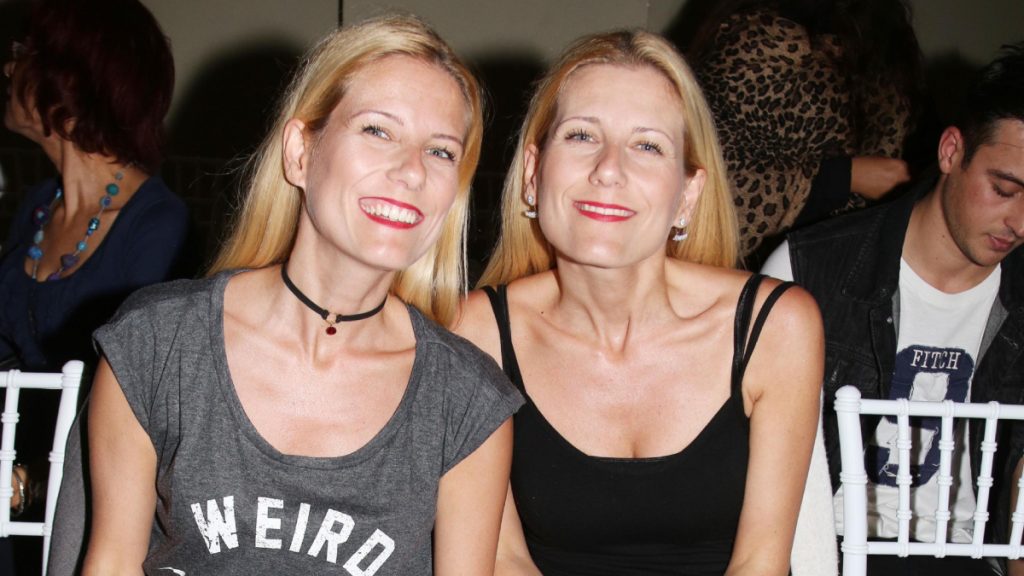 Αγάθη & Βαλεντίνη Ράντη: Οι δίδυμες αδερφές έκαναν διπλή μαστεκτομή την ίδια μέρα – «Λυγίσαμε και οι δύο»