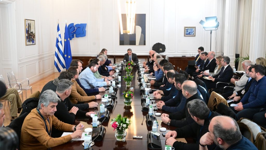 Νέα σύσκεψη κυβερνητικού κλιμακίου με εκπροσώπους αγροτών την Τετάρτη