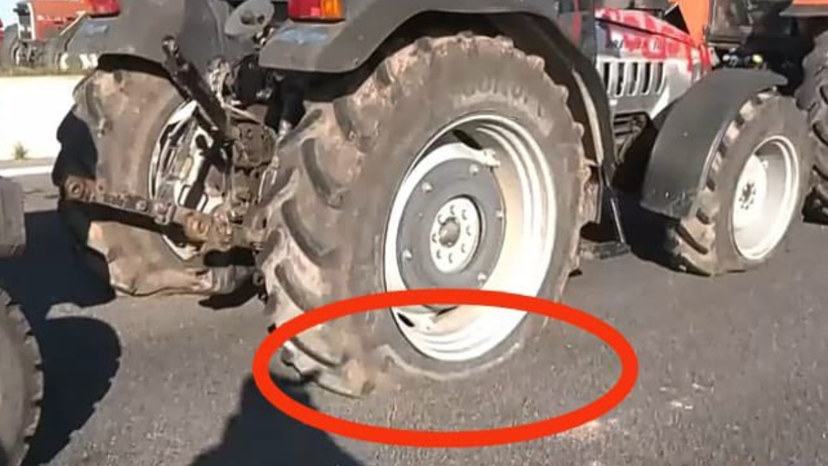 Γεωργιάδης για βανδαλισμό τρακτέρ αγροτών:  “Είναι τραμπούκοι – Δεν θέλουν λύσεις αλλά να πέσει η κυβέρνηση”