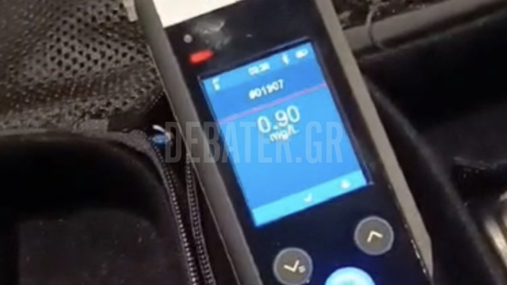 Μπλόκο της Τροχαίας συνέλαβε οδηγό πατινιού που ήταν υπό την επήρεια αλκοόλ (φωτογραφίες)