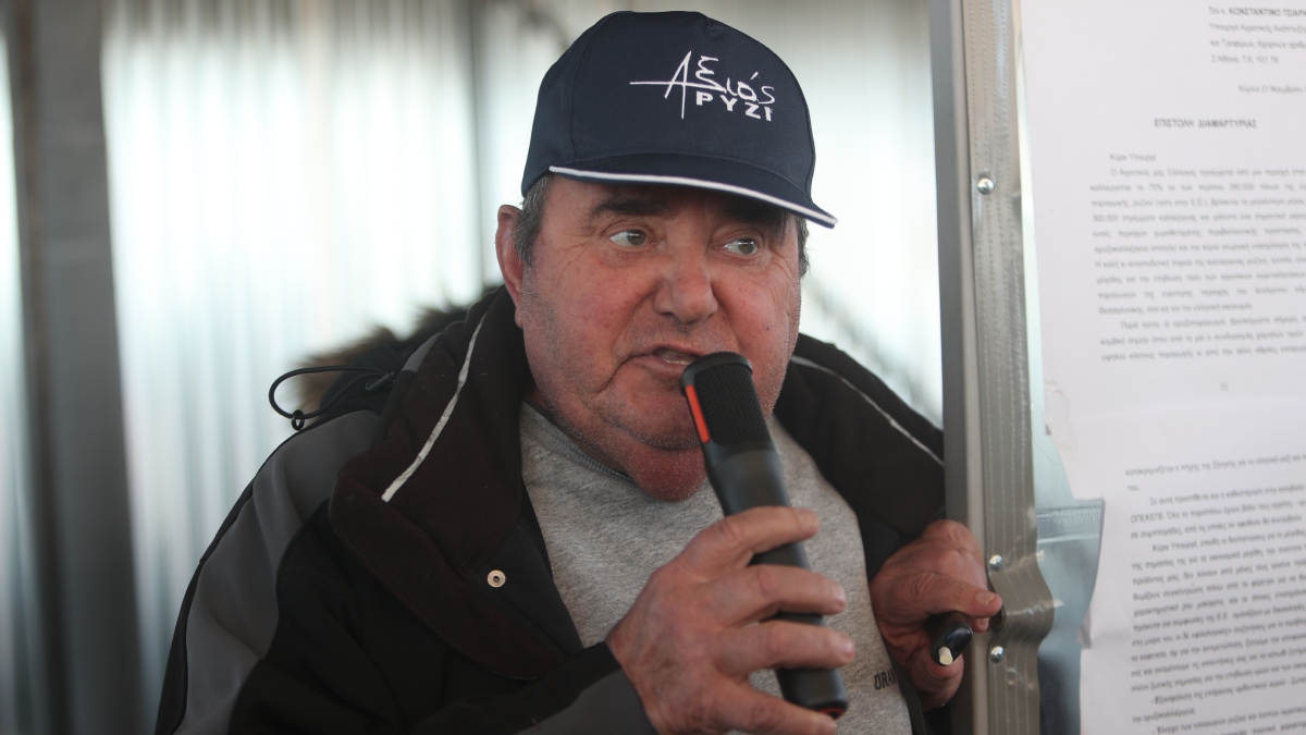 Κώστας Ανεστίδης: Χυδαία επίθεση με αισχρές εκφράσεις μπροστά στις κάμερες εναντίον του Πρωθυπουργού