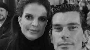 Αθηνά Ωνάση: Σπάνια εμφάνιση στην εβδομάδα μόδας του Παρισιού – Δείτε πώς είναι σήμερα (vid)