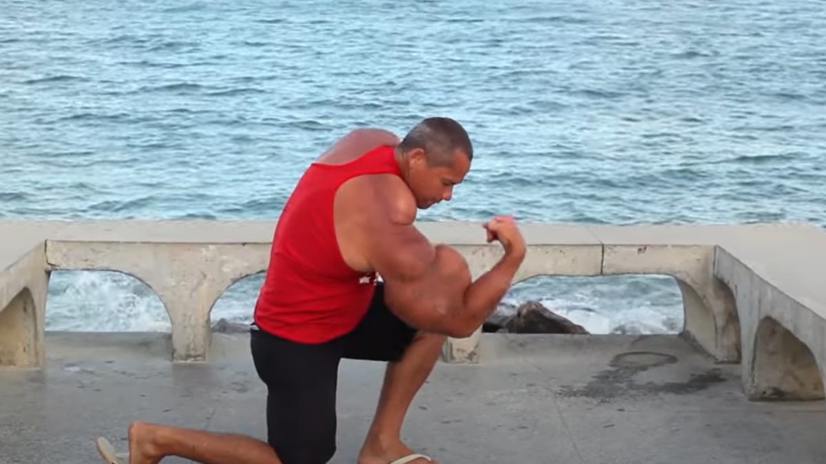 Νεκρός στα 55 του ο “Βραζιλιάνος Ποπάι” – Φούσκωνε τα μπράτσα του με ενέσεις ορυκτέλαιου