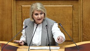 Πυρά Βούλτεψη κατά Καρυστιανού: “Είναι πολιτικό νήπιο – Την έβαλαν μπροστά για να χτυπήσουν την κυβέρνηση”