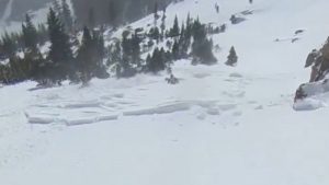 Κολοράντο: Σκιέρ θάφτηκαν κάτω από χιονοστιβάδα σε εθνικό πάρκο – Γλύτωσαν με μία εξάρθρωση ώμου, δείτε το εντυπωσιακό βίντεο
