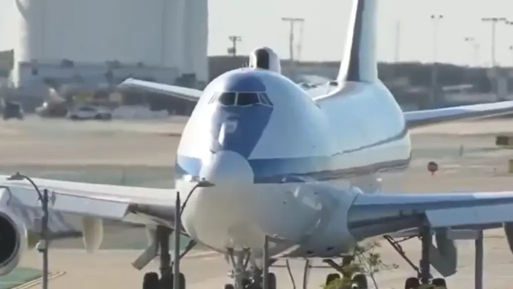 Το “Doomsday Plane” πέταξε πάνω από τις ΗΠΑ και πυροδότησε σενάρια πυρηνικού ολέθρου (βίντεο)