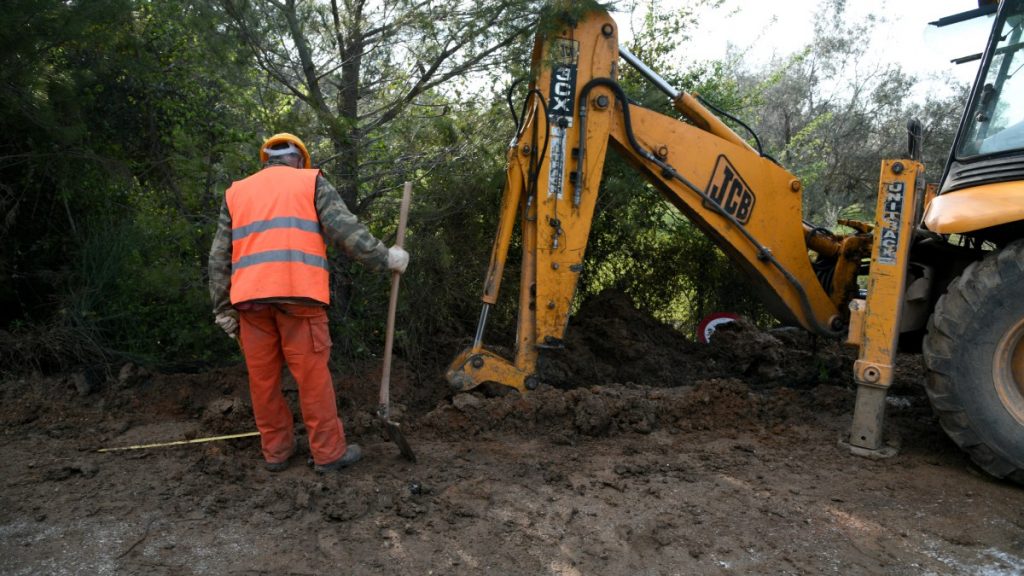 ΔΕΔΔΗΕ: Η απάντηση μετά τις καταγγελίες του δήμαρχου Γλυφάδας – “Απολύτως νόμιμο το έργο στον Υμηττό”