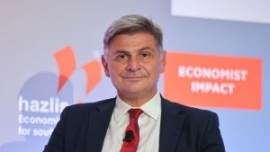 Διεγράφη ο Νικόλας Φαραντούρης από τον ΣΥΡΙΖΑ μετά τις δηλώσεις για το κόμμα Καρυστιανού