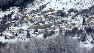 Κλειστά τα σχολεία στη Φλώρινα λόγω της έντονης χιονόπτωσης