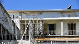 Άγρια δολοφονία αλλοδαπού βαρυποινίτη από Έλληνα κρατούμενο μέσα στις φυλακές Κορυδαλλού: Τον σκότωσε με αυτοσχέδιο μαχαίρι