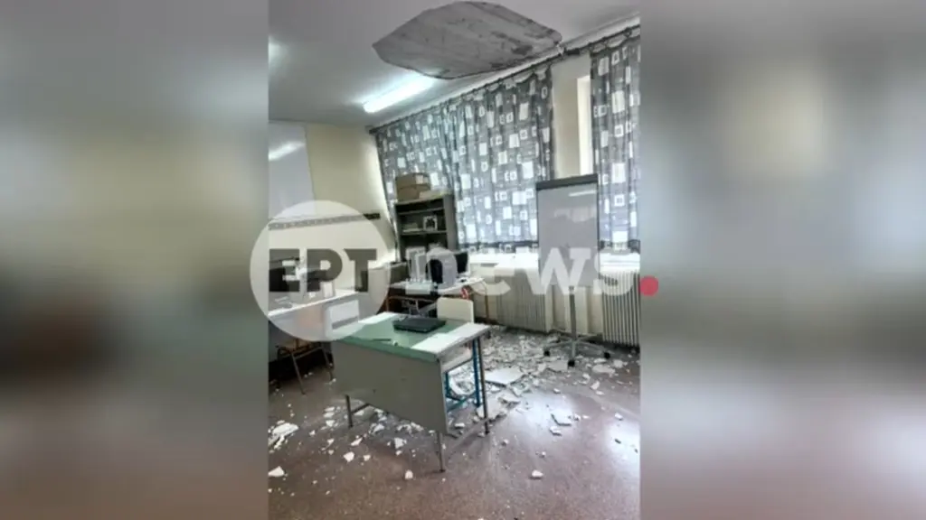 Γαλάτσι: “Έβρεξε” σοβάδες σε δημοτικό σχολείο – Από θαύμα δεν τραυματίστηκαν μαθητές και δάσκαλοι