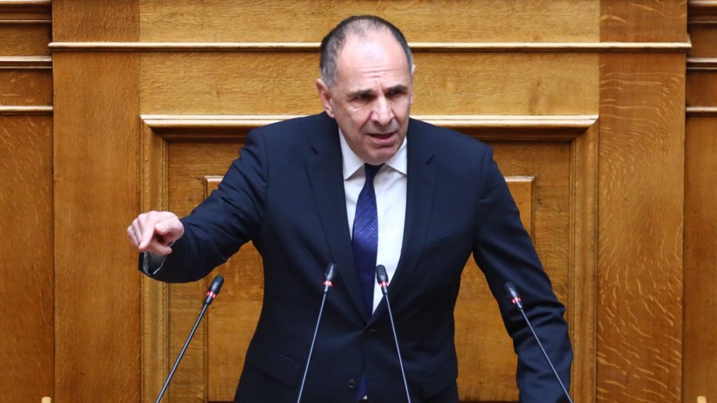 Γεραπετρίτης: “Θα έρθει και η επέκταση των χωρικών υδάτων – Δεν θα συζητήσουμε ποτέ ζητήματα εθνικής κυριαρχίας”