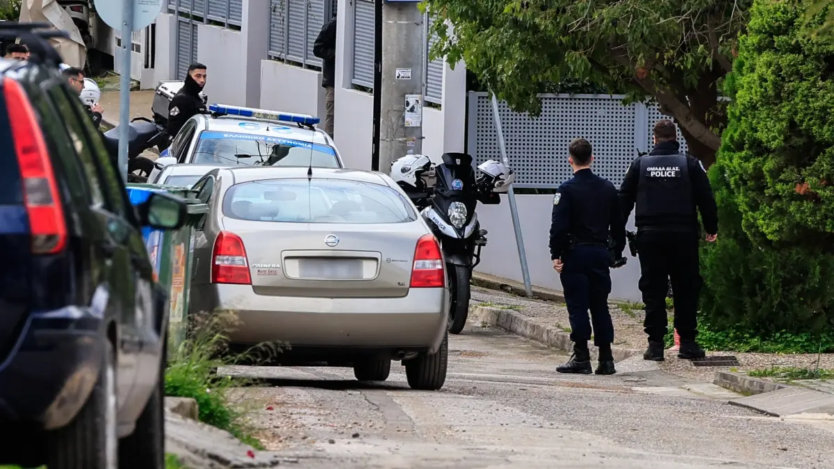 Γλυφάδα: Γιος σκότωσε τον 80χρονο πατέρα του – Είχε δολοφονήσει και τη μητέρα του