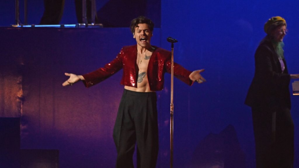 Χάρι Στάιλς: Θα είναι ένας από τους παρουσιαστές της 68ης τελετής των βραβείων Grammy