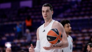 Αθλητικές μεταδόσεις: Πού θα δείτε Ολυμπιακός – Παναθηναϊκός στο βόλεϊ και το Ρεαλ Μαδρίτης – Μπαρτσελόνα στην EuroLeague