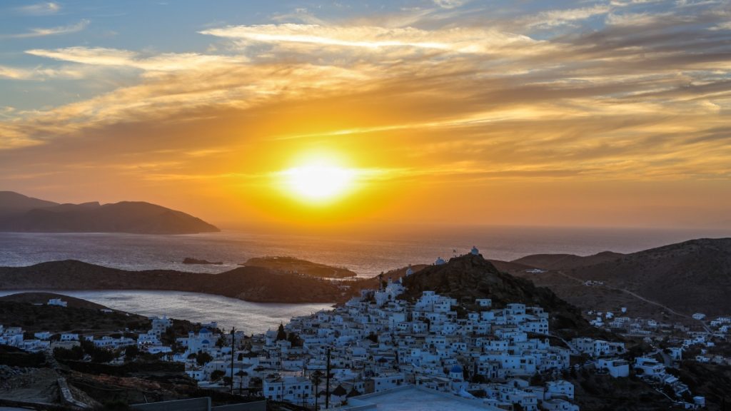 Η Ίος ανάμεσα στα ομορφότερα μέρη της Ευρώπης για το 2026 σύμφωνα με διεθνή ΜΜΕ