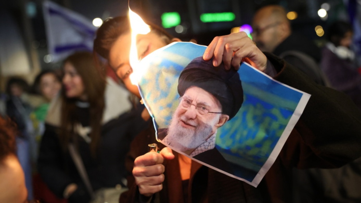 Reuters: Ιρανός αξιωματούχος παραδέχεται ότι οι νεκροί από τη βίαιη καταστολή των διαδηλώσεων ξεπέρασαν τους 5.000