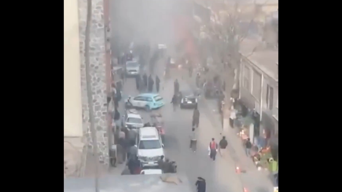 Αφγανιστάν: Έκρηξη σε ξενοδοχείο στην Καμπούλ – Αναφορές για νεκρούς (βίντεο)