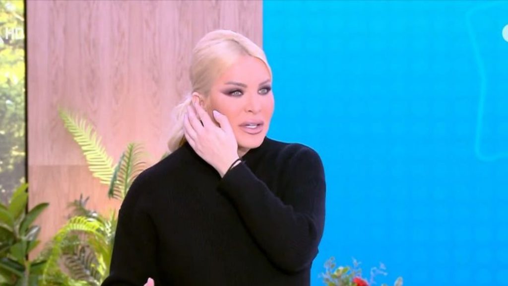 Κατερίνα Καινούργιου: Επέστρεψε στην εκπομπή της – «Είχα μια σημαντική εξέταση, όλα πήγαν καλά»