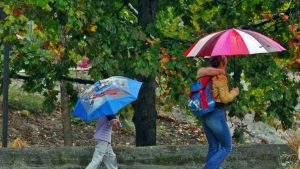 Κλειστά τα σχολεία στην Αττική την Τετάρτη (21/1) λόγω της κακοκαιρίας, με τηλεκπαίδευση τα μαθήματα – “Κόκκινος συναγερμός” σε 5 περιοχές