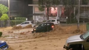 Άνω Γλυφάδα: Σαρωτικό το πέρασμα της κακοκαιρίας (Βίντεο)