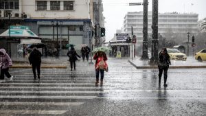 Έκτακτο δελτίο ΕΜΥ: Ισχυρές βροχές με διάρκεια και θυελλώδεις άνεμοι την Κυριακή – Πού θα είναι πιο έντονα τα φαινόμενα