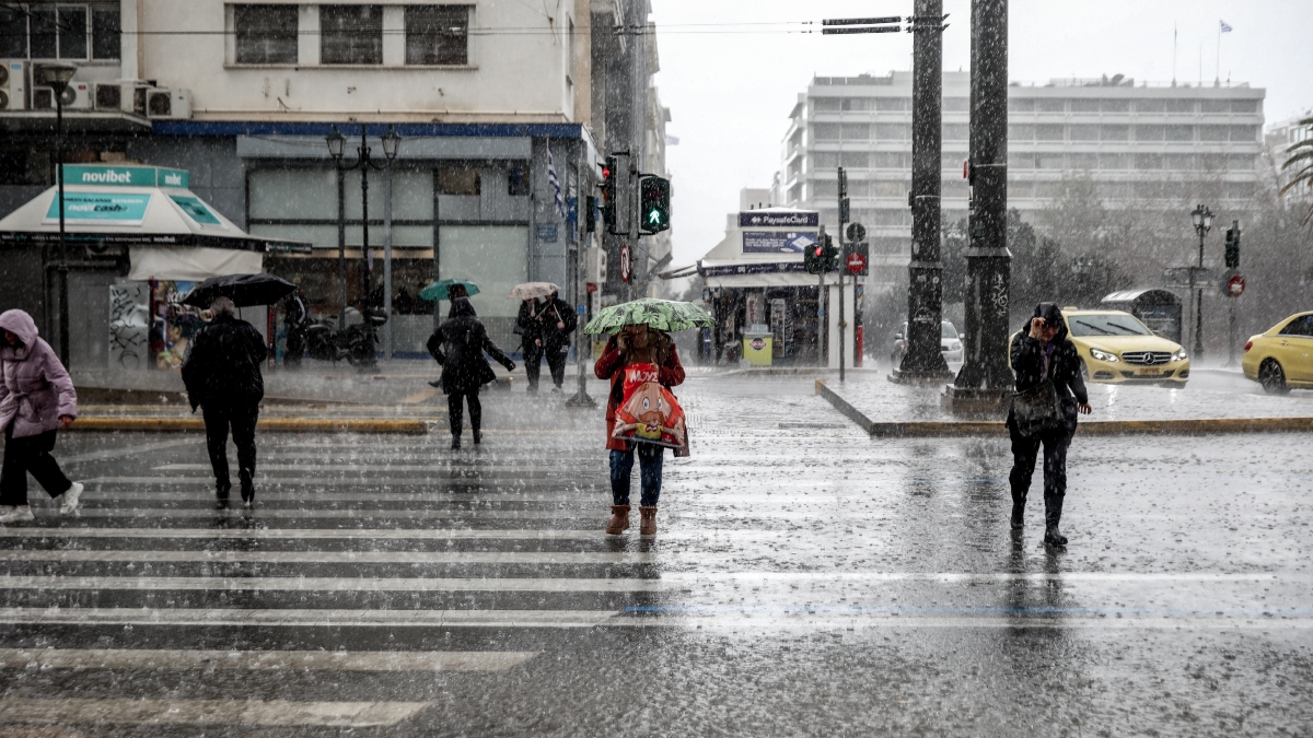 Έκτακτο δελτίο ΕΜΥ: Ισχυρές βροχές με διάρκεια και θυελλώδεις άνεμοι την Κυριακή – Πού θα είναι πιο έντονα τα φαινόμενα