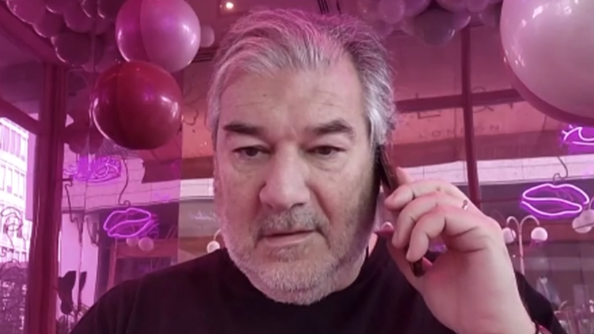 Καραχάλιος κατά Καρυστιανού για αμβλώσεις: “Υπερδεξιά μεσαιωνικού τύπου – Διχάζει την κοινωνία”