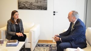 Συνάντηση Κεφαλογιάννη με τον πρέσβη του Λουξεμβούργου – Στο επίκεντρο η ενίσχυση της συνεργασίας στον τομέα του τουρισμού