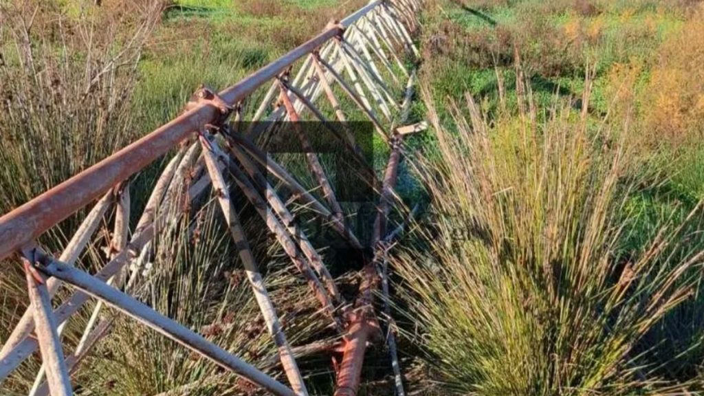 ΕΡΤ: Υπέβαλε μήνυση κατά αγνώστων μετά την δολιοφθορά σε κεραία στη Σούδα – “Έκοψαν με εργαλεία τις αντηρίδες” (εικόνες)