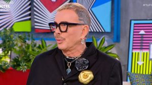 Λάκης Γαβαλάς: Αποκάλυψε το νέο επαγγελματικό του βήμα – «Θα σχεδιάσω ταφόπλακες»